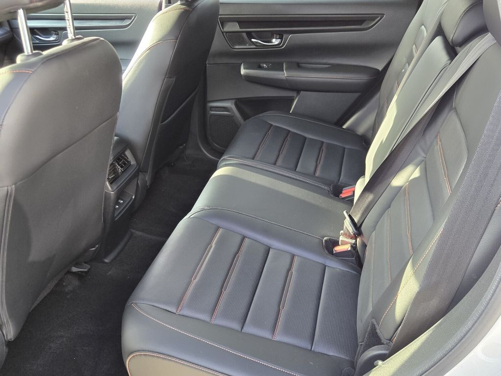 2025 Honda CR-V Sport-L - Photo 11