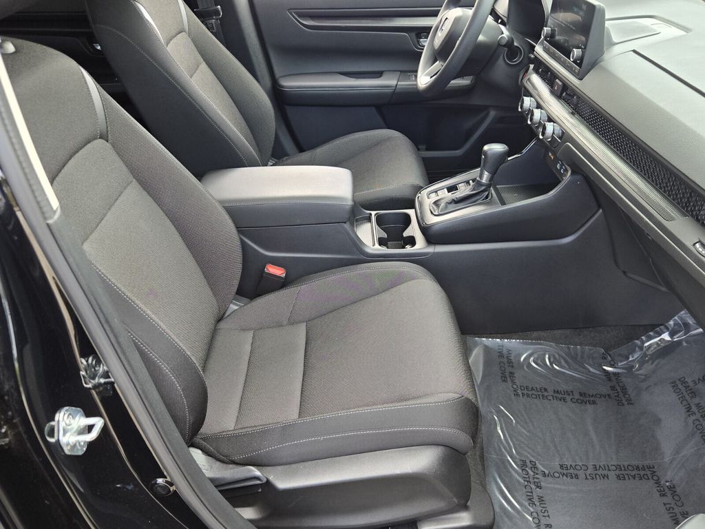 2025 Honda CR-V EX - Photo 17