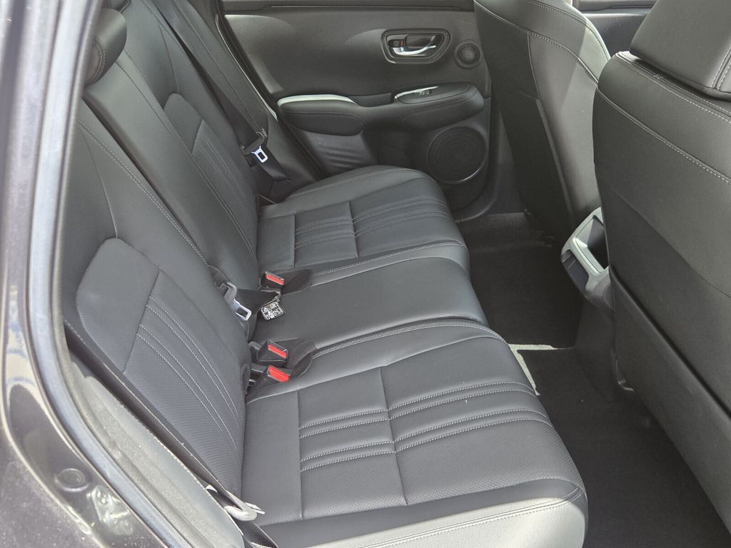 2025 Honda HR-V EX-L - Photo 15