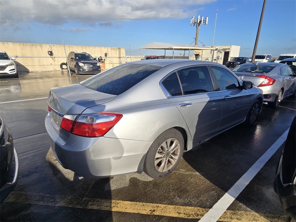 2015 Honda Accord LX photo 2