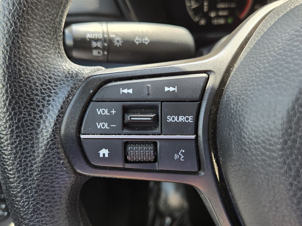 2025 Honda CR-V LX - Photo 23