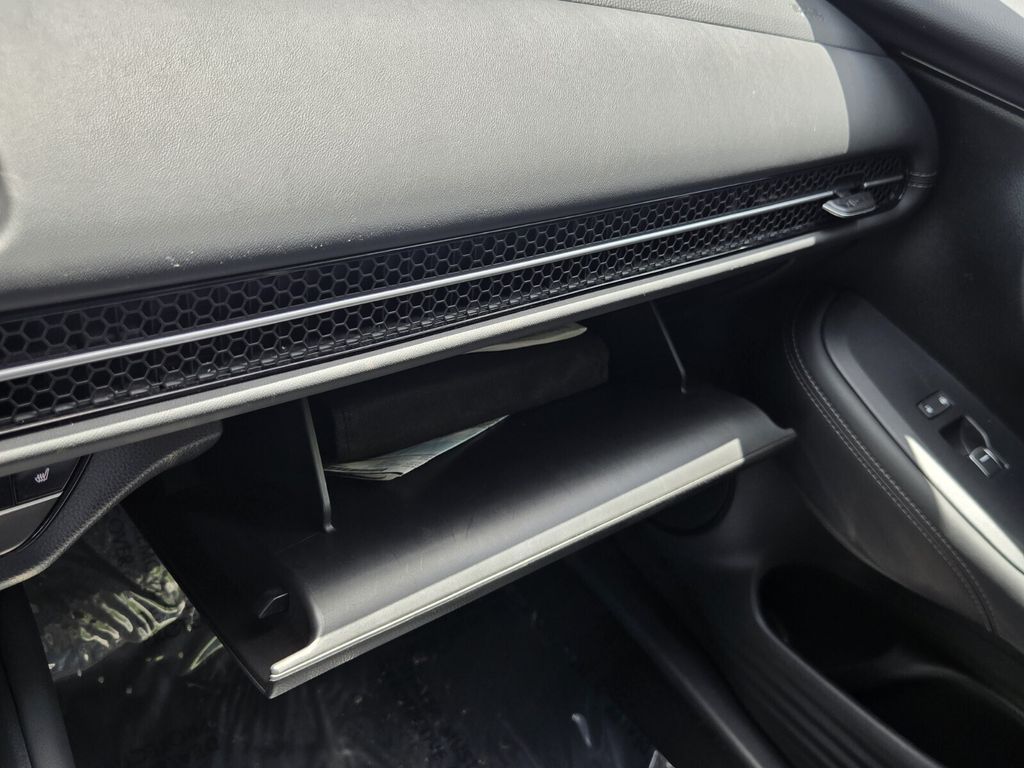 2025 Honda HR-V EX-L - Photo 22