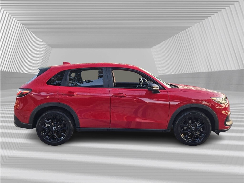 2024 Honda HR-V Sport photo 2