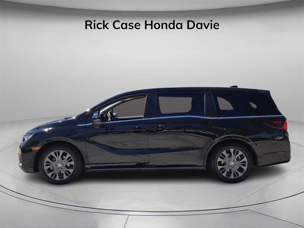 Certified 2025 Honda Odyssey Touring Minivan/Van