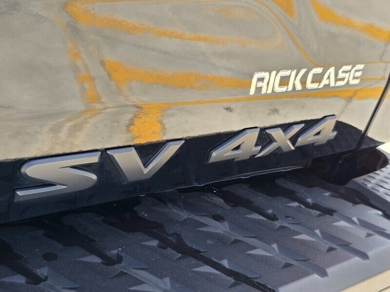 2024 Nissan Titan SV - Photo 14