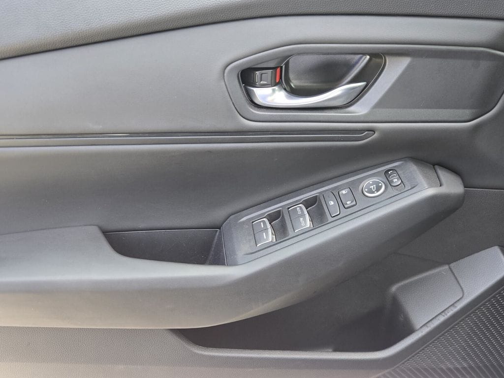 2025 Honda Accord SE - Photo 26