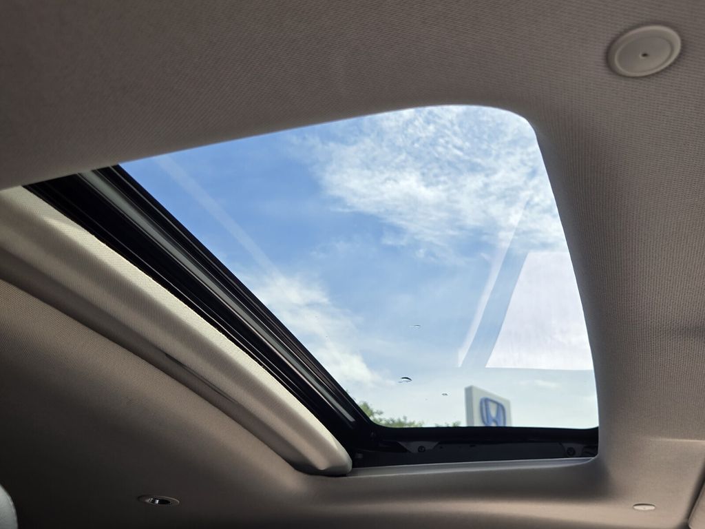 2024 Honda HR-V EX-L - Photo 16