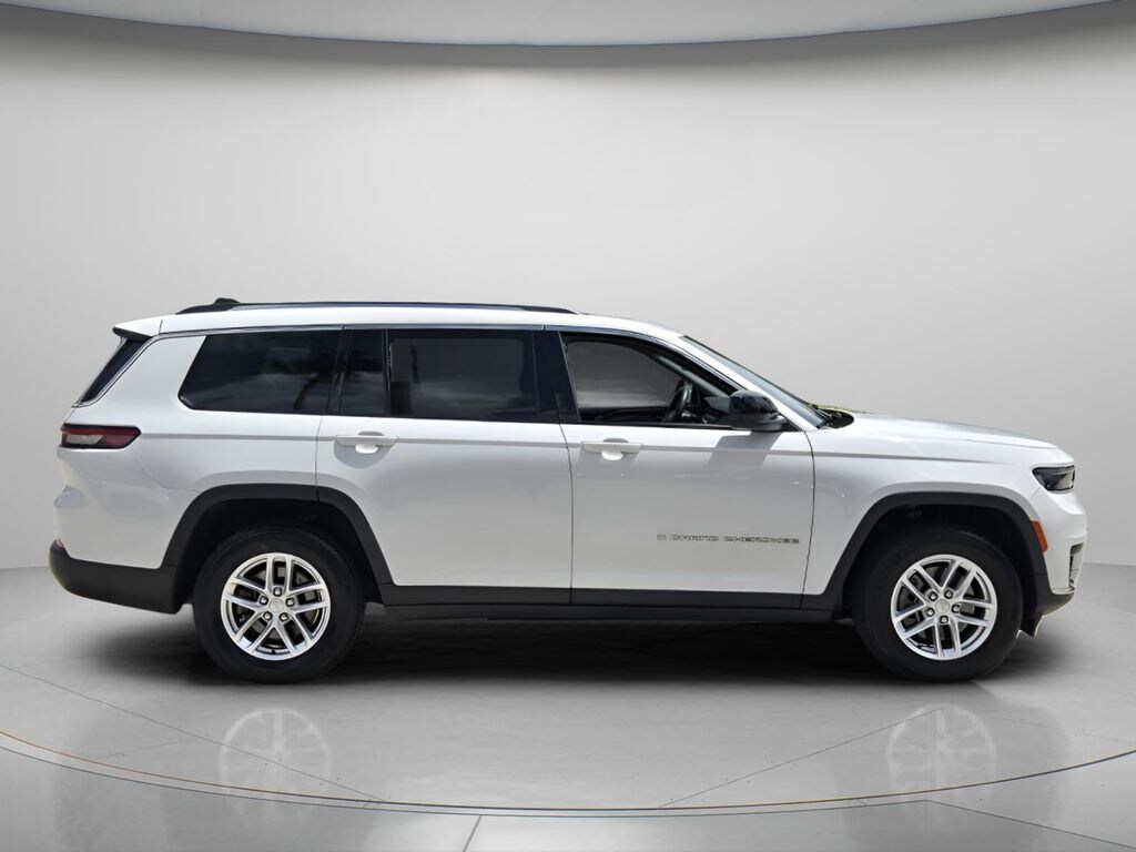Used 2021 Jeep Grand Cherokee L Laredo SUV