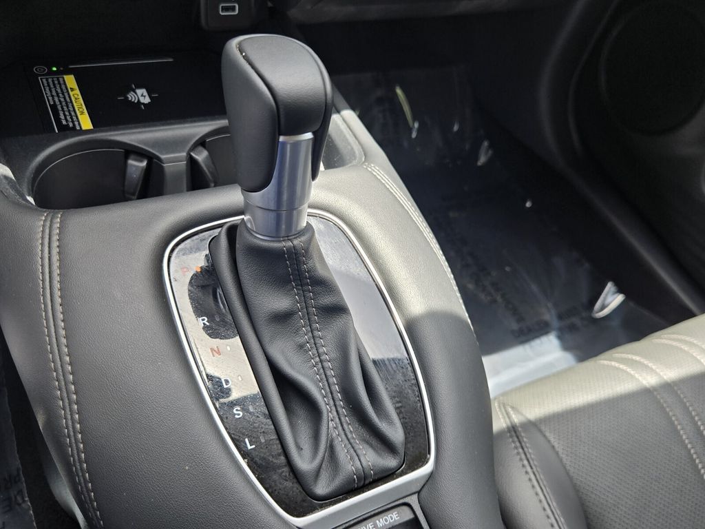 2025 Honda HR-V EX-L - Photo 19
