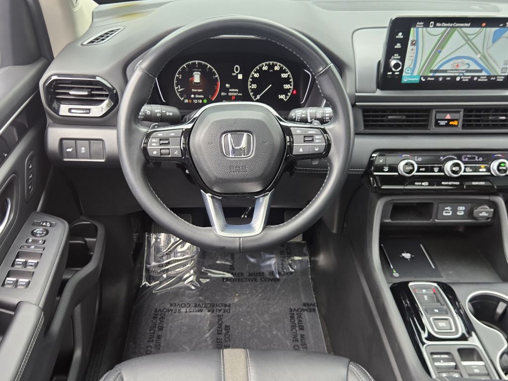 2025 Honda Pilot Touring - Photo 13