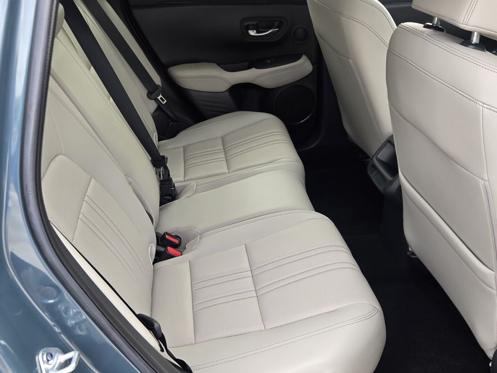 2025 Honda HR-V EX-L - Photo 15