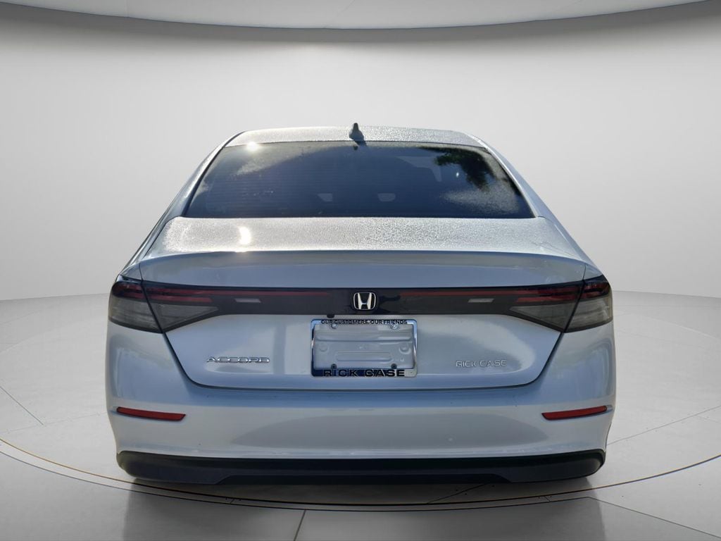 2024 Honda Accord EX - Photo 6