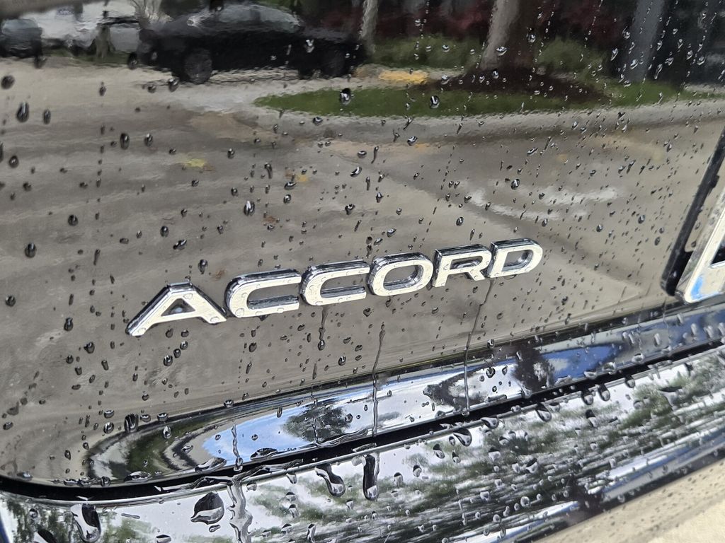 2024 Honda Accord EX - Photo 12