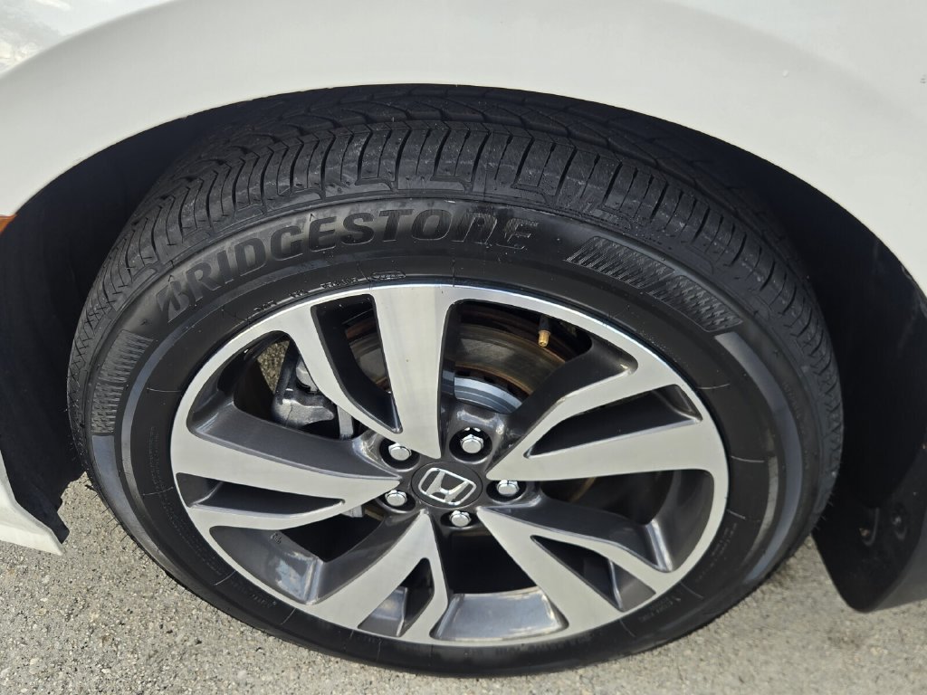 2024 Honda Odyssey Touring - Photo 10