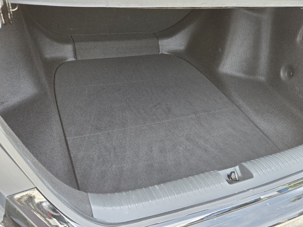 2024 Honda Accord LX - Photo 13