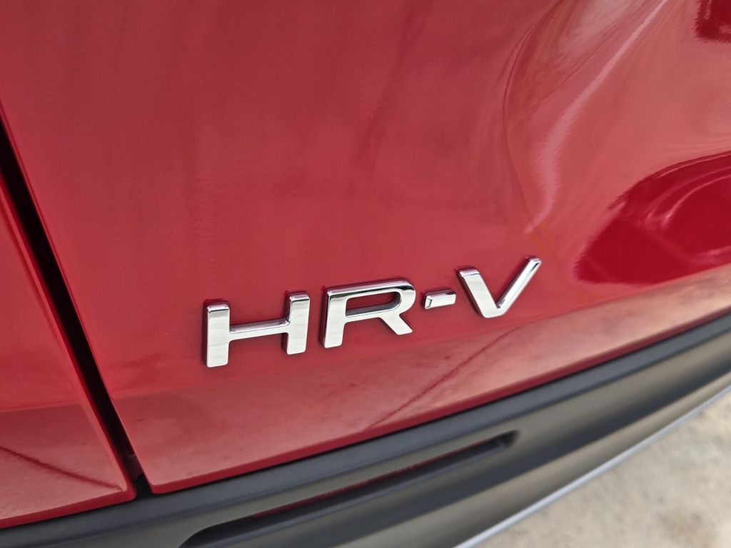 2025 Honda HR-V Sport - Photo 13