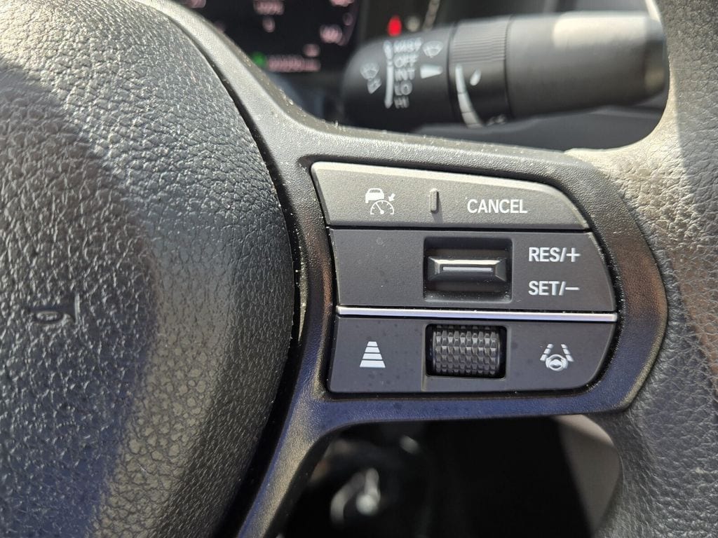2025 Honda Accord LX - Photo 24