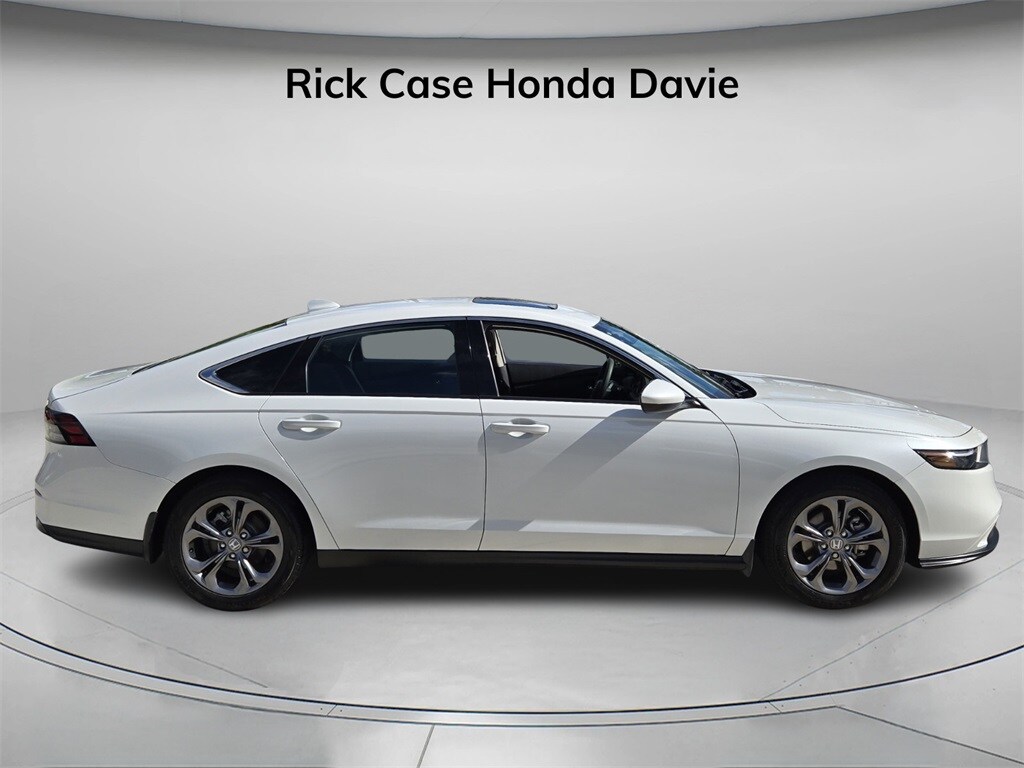 2024 Honda Accord EX photo 2