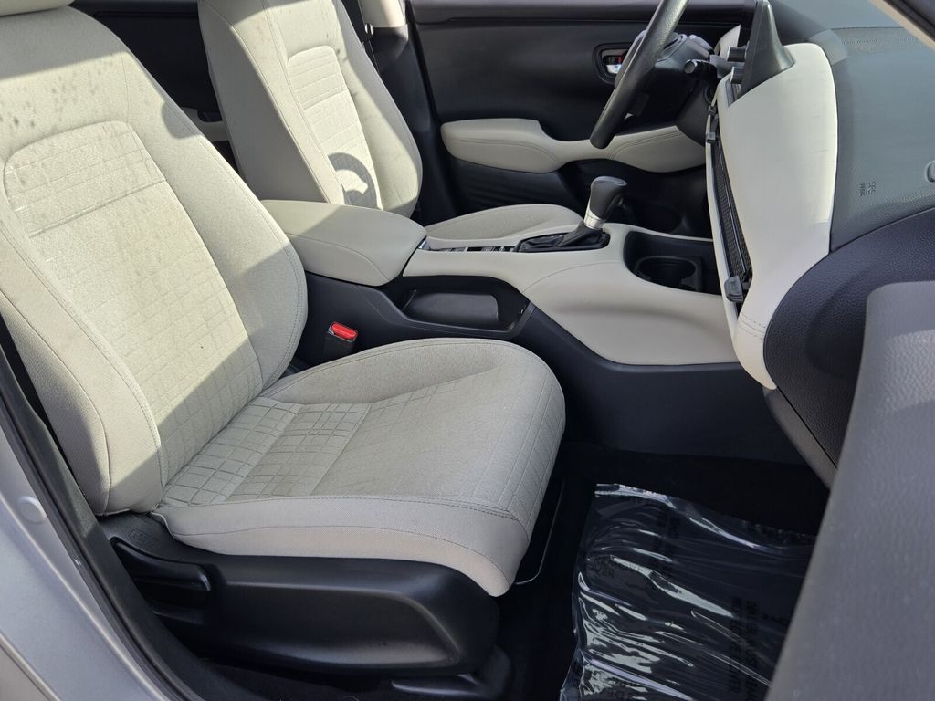 2025 Honda HR-V LX - Photo 16