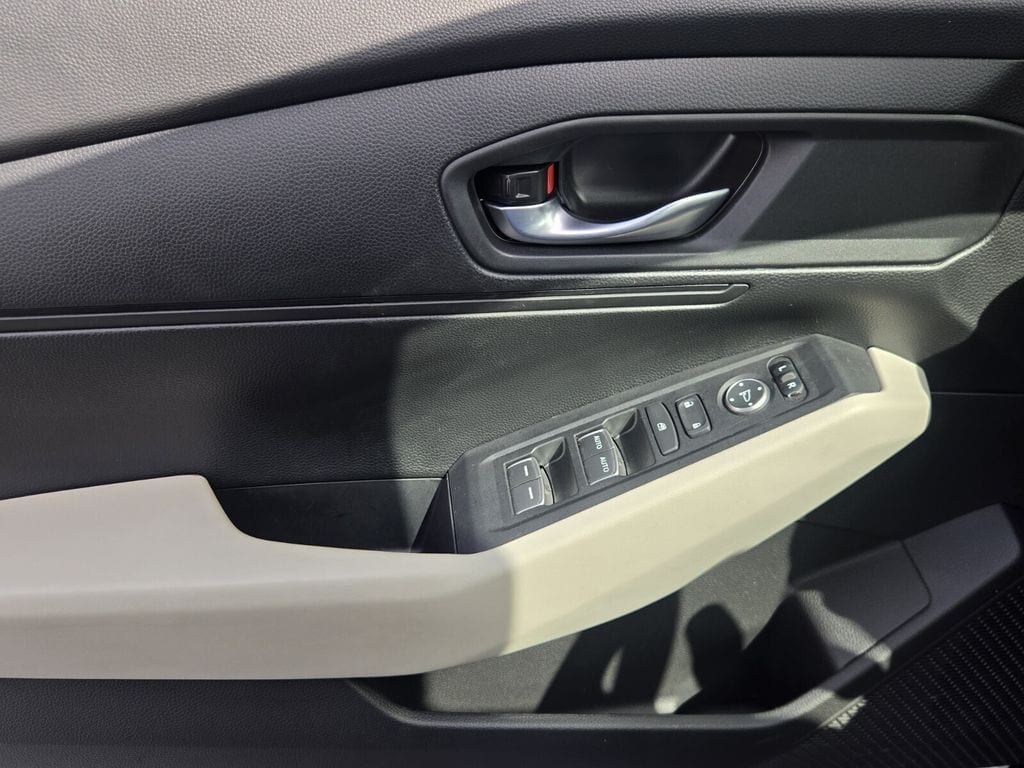 2024 Honda Accord LX - Photo 26