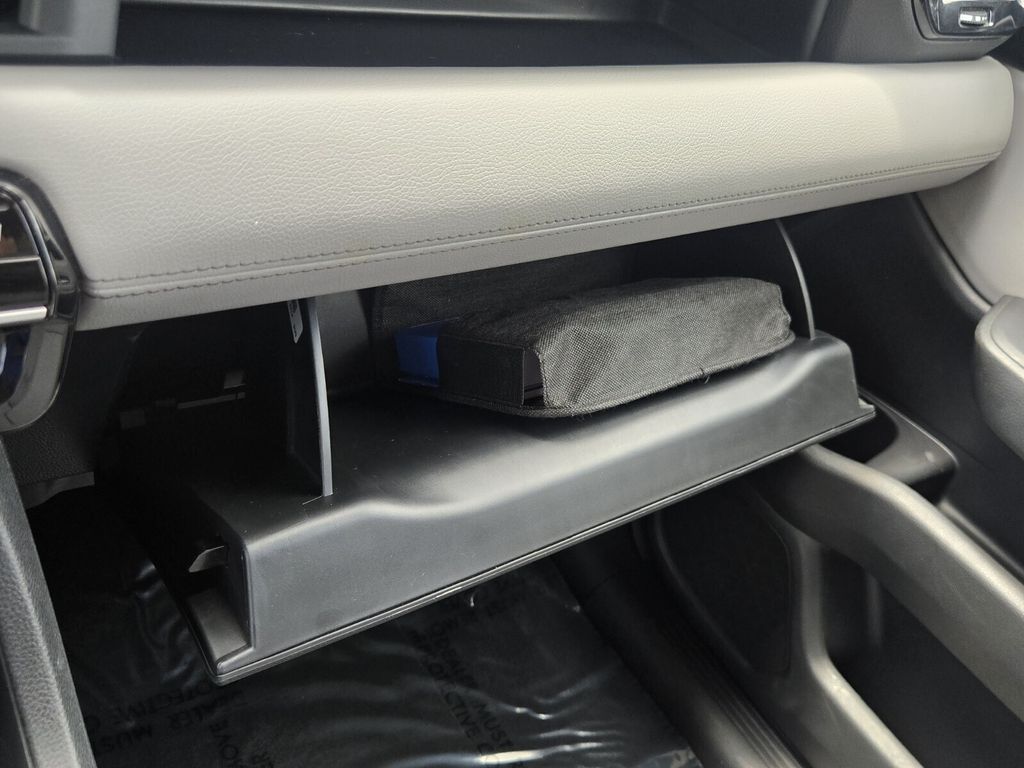 2025 Honda Pilot Touring - Photo 22