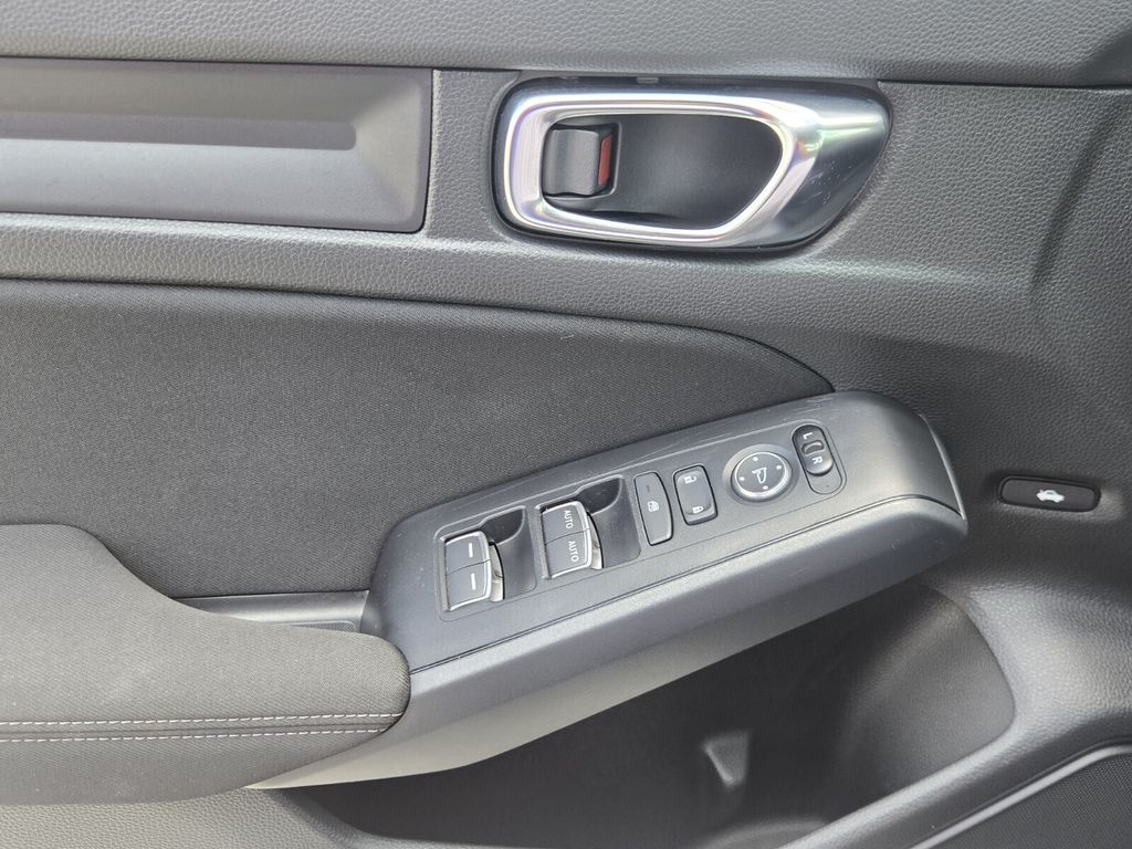 2025 Honda Civic Sport - Photo 28