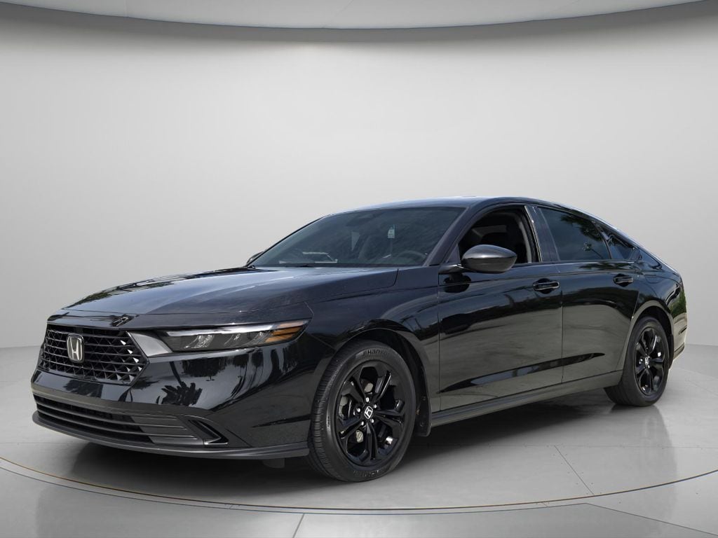 2025 Honda Accord SE - Photo 9