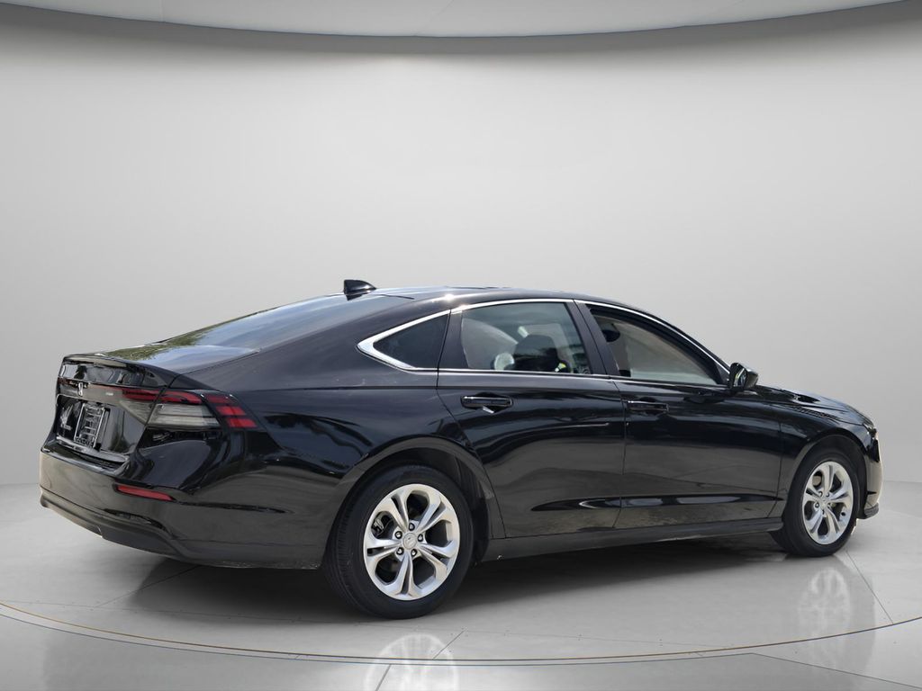2024 Honda Accord LX - Photo 7