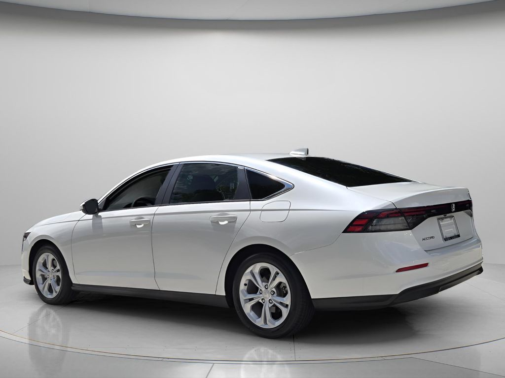 2025 Honda Accord LX - Photo 8
