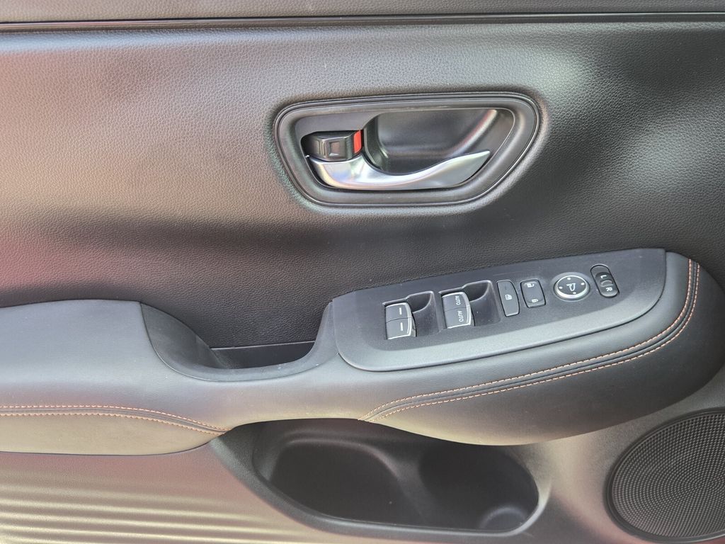 2025 Honda HR-V Sport - Photo 25