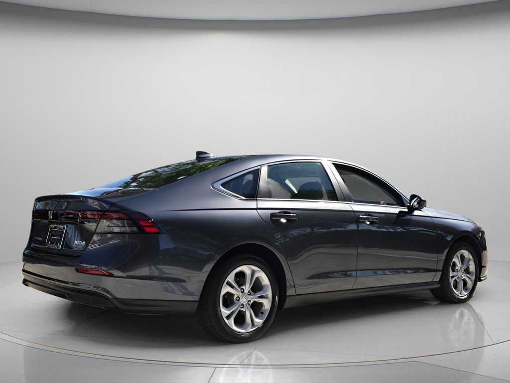 2025 Honda Accord LX - Photo 6