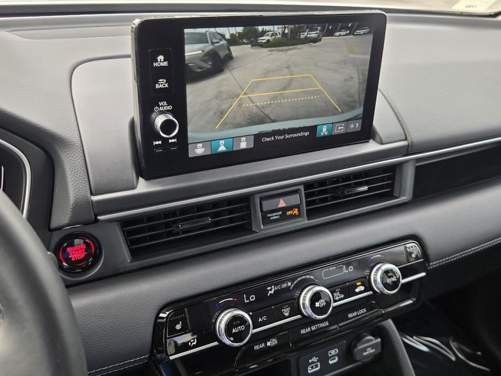 2025 Honda Pilot Touring+ - Photo 22