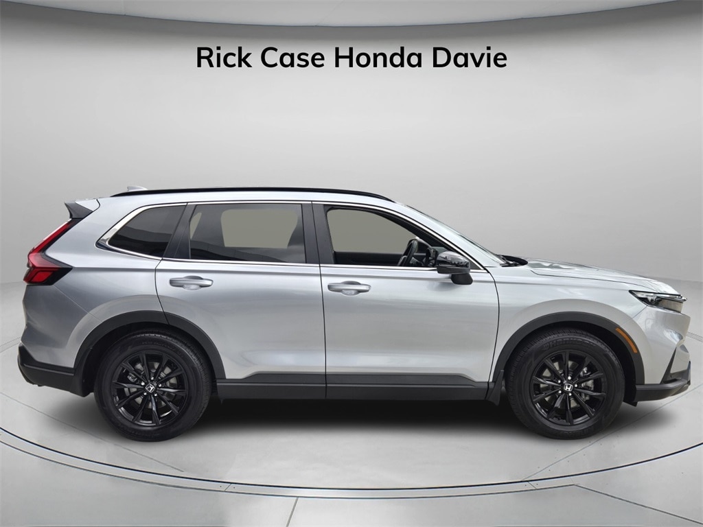 Used 2025 Honda CR-V Hybrid Sport-L SUV