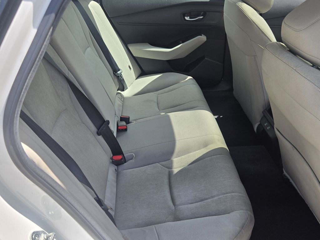 2025 Honda Accord SE - Photo 15