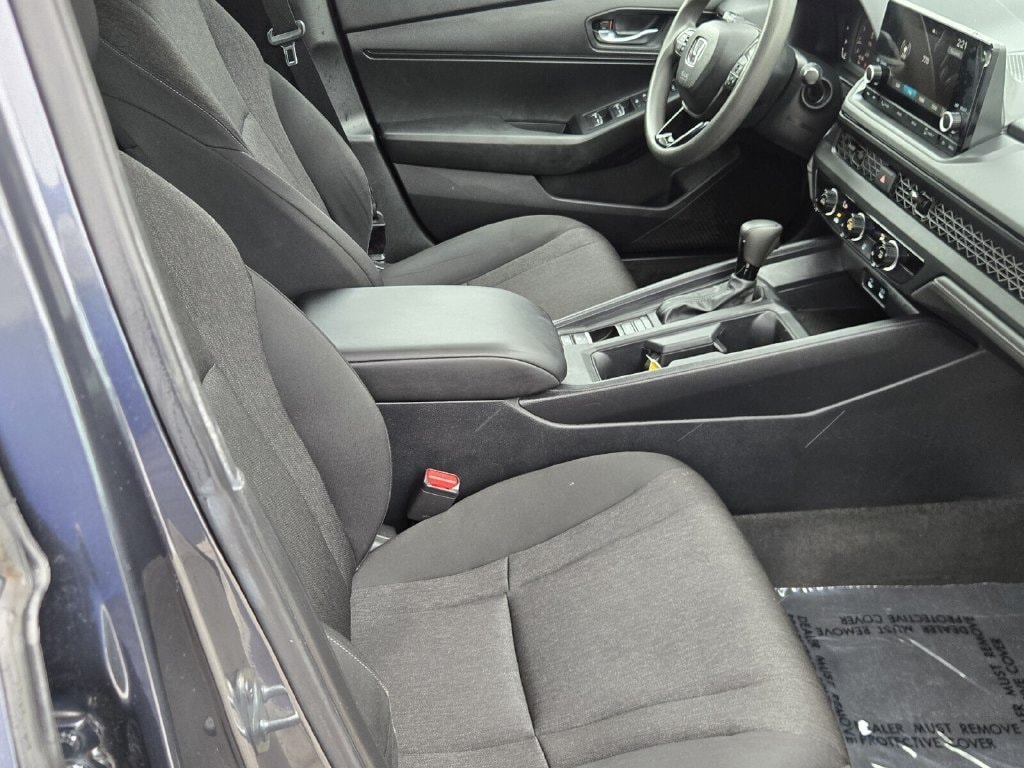 2025 Honda Accord LX - Photo 17