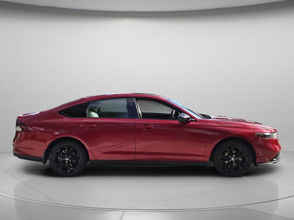Used 2025 Honda Accord SE Sedan