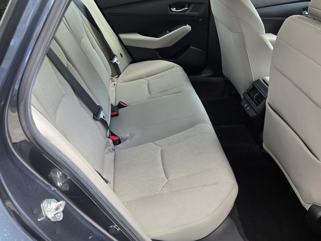 2025 Honda Accord LX - Photo 15