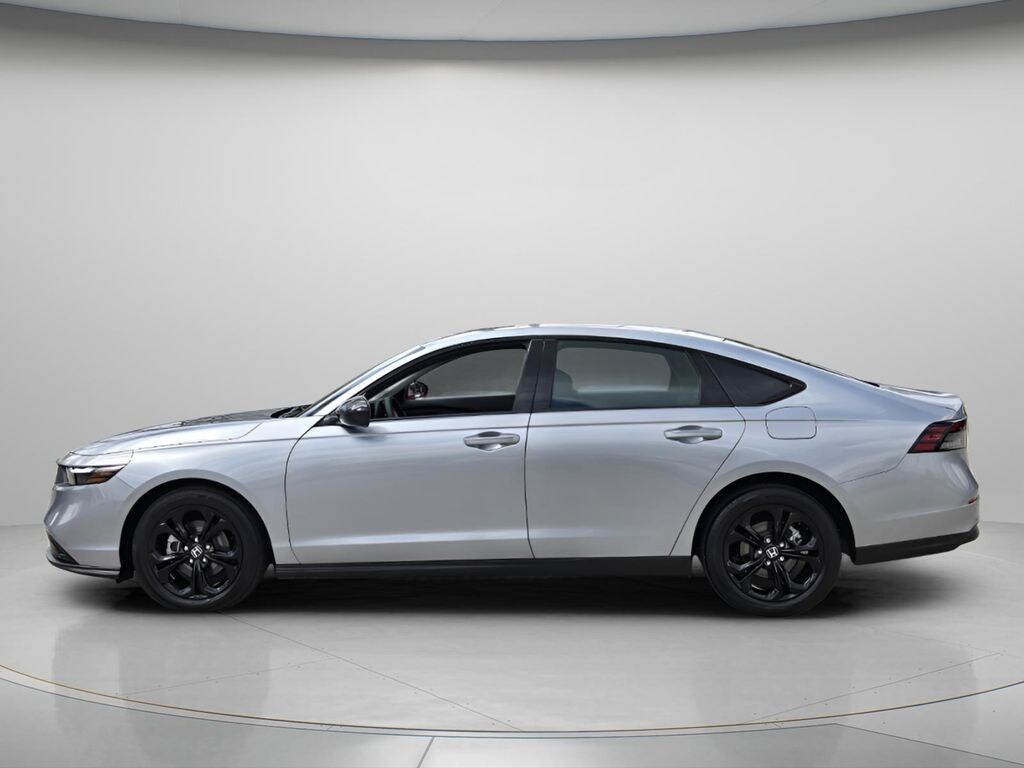Used 2025 Honda Accord SE Sedan