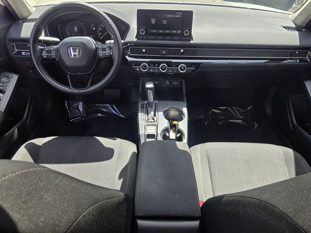 2024 Honda Civic EX - Photo 12