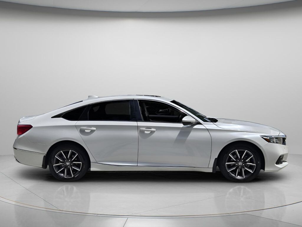 Used 2022 Honda Accord EX-L Sedan