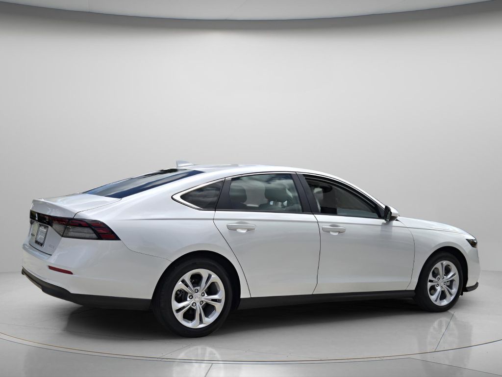 2025 Honda Accord LX - Photo 6