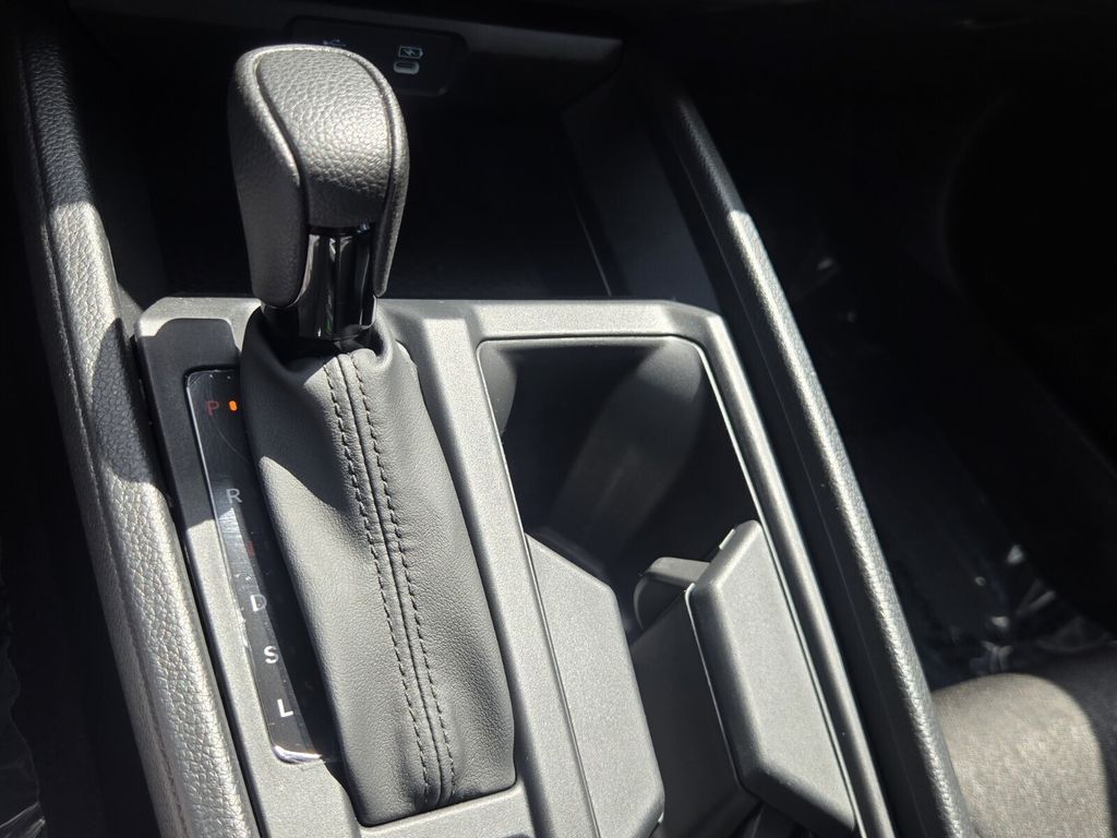 2025 Honda Accord LX - Photo 19