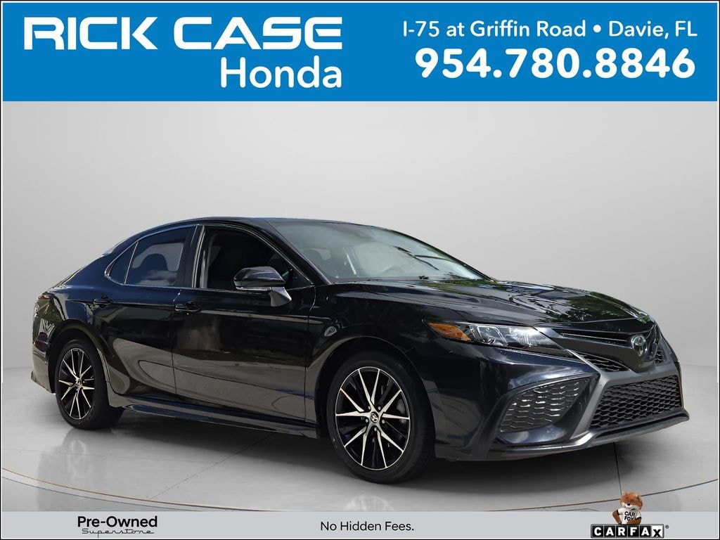 Used 2024 Toyota Camry SE Sedan