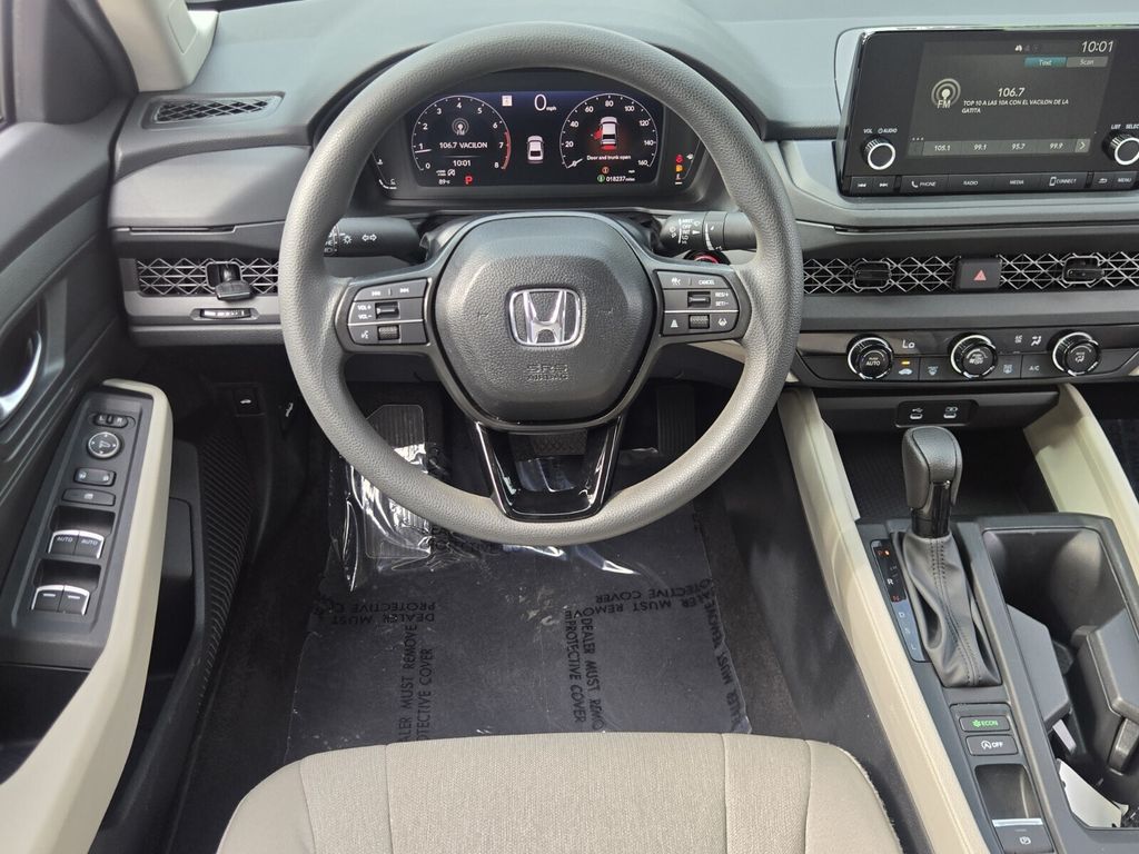 2025 Honda Accord LX - Photo 13