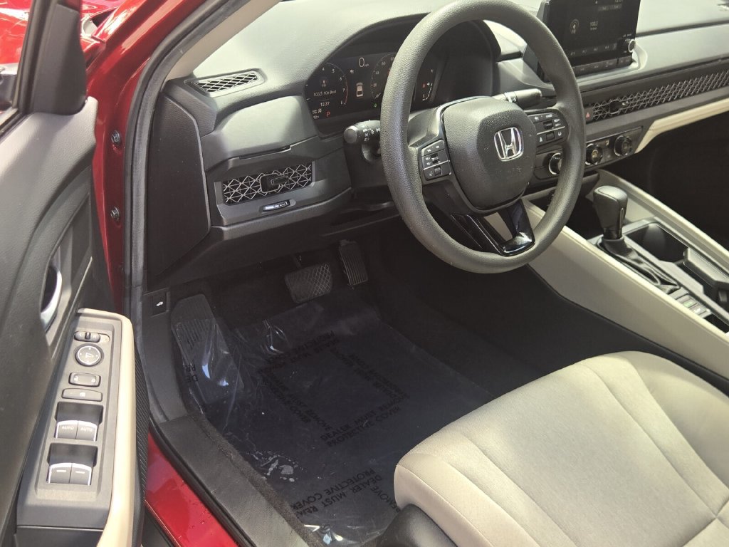 2025 Honda Accord LX - Photo 11