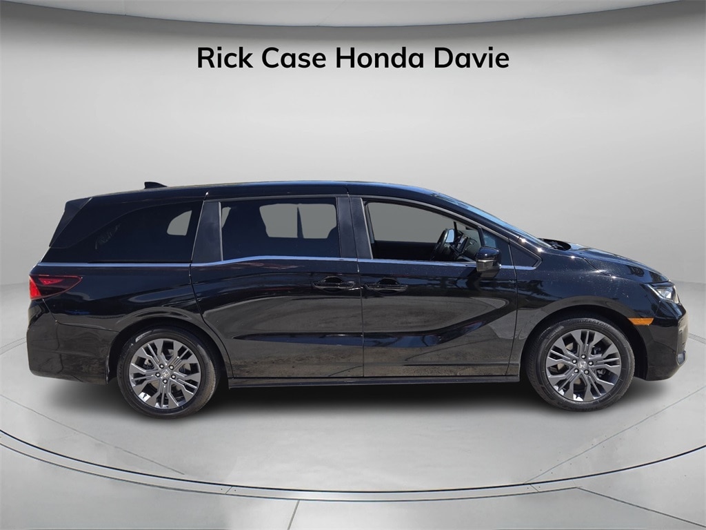 Certified 2025 Honda Odyssey Touring Minivan/Van