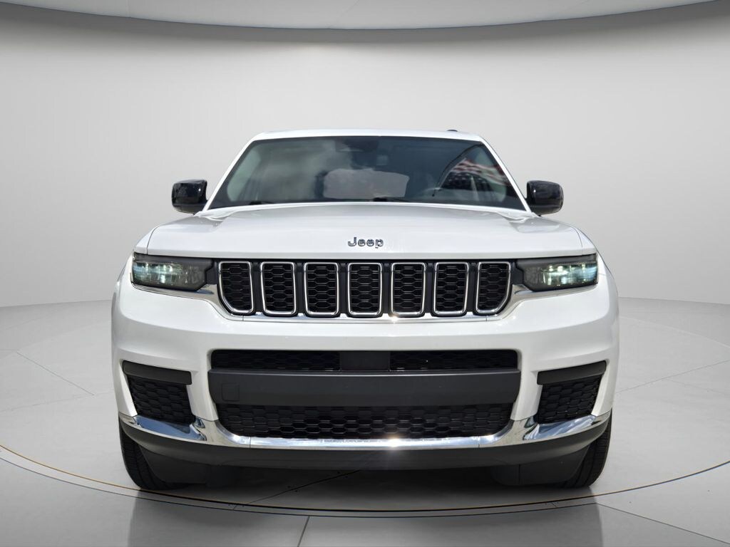 Used 2021 Jeep Grand Cherokee L Laredo SUV