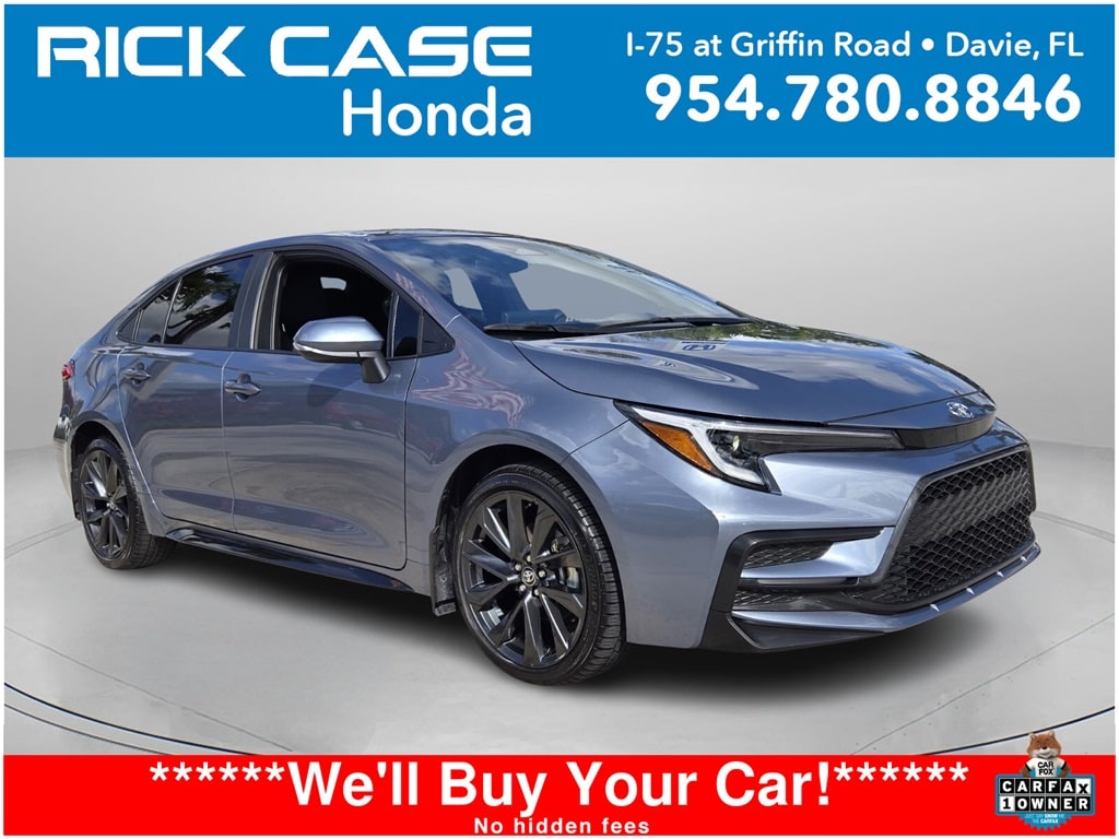 2025 Toyota Corolla SE's photo