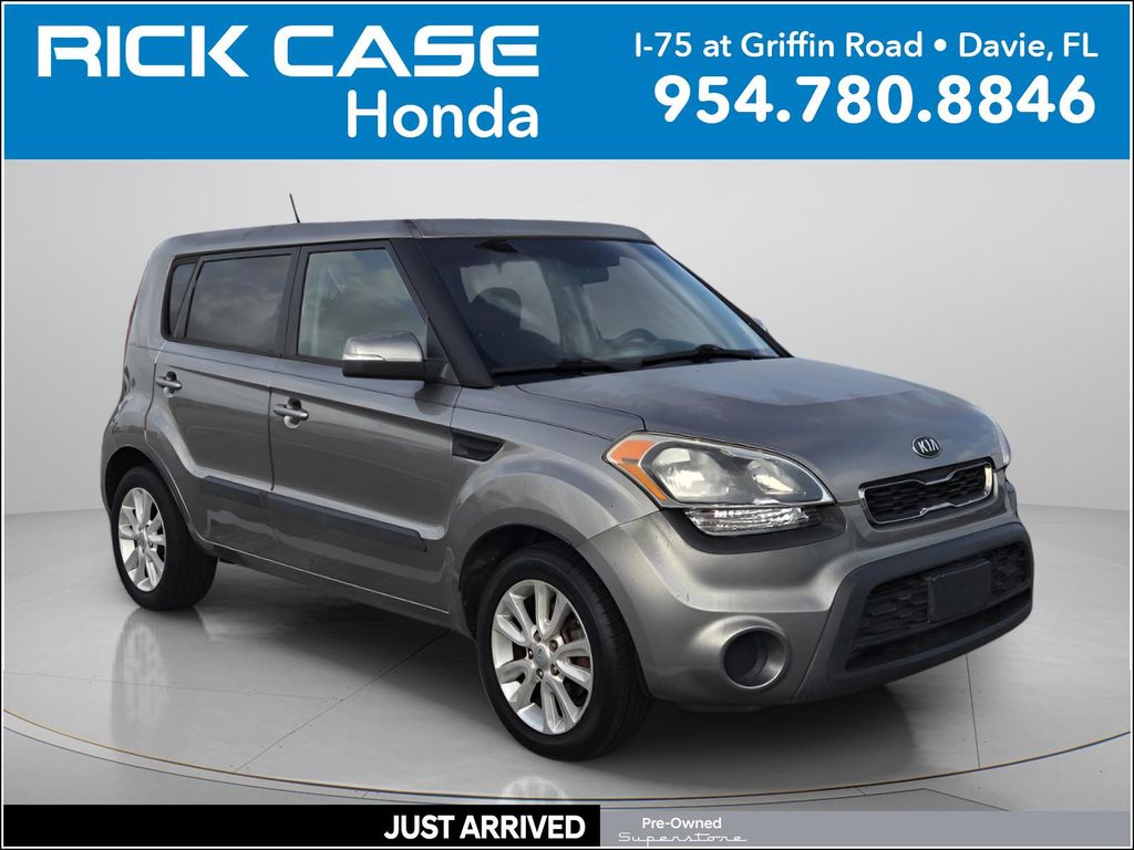 2013 Kia Soul 2.0L + AT 5-Door's photo