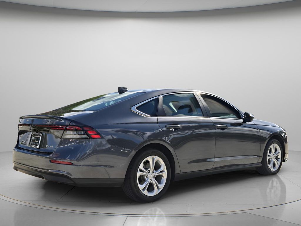 2024 Honda Accord LX - Photo 6